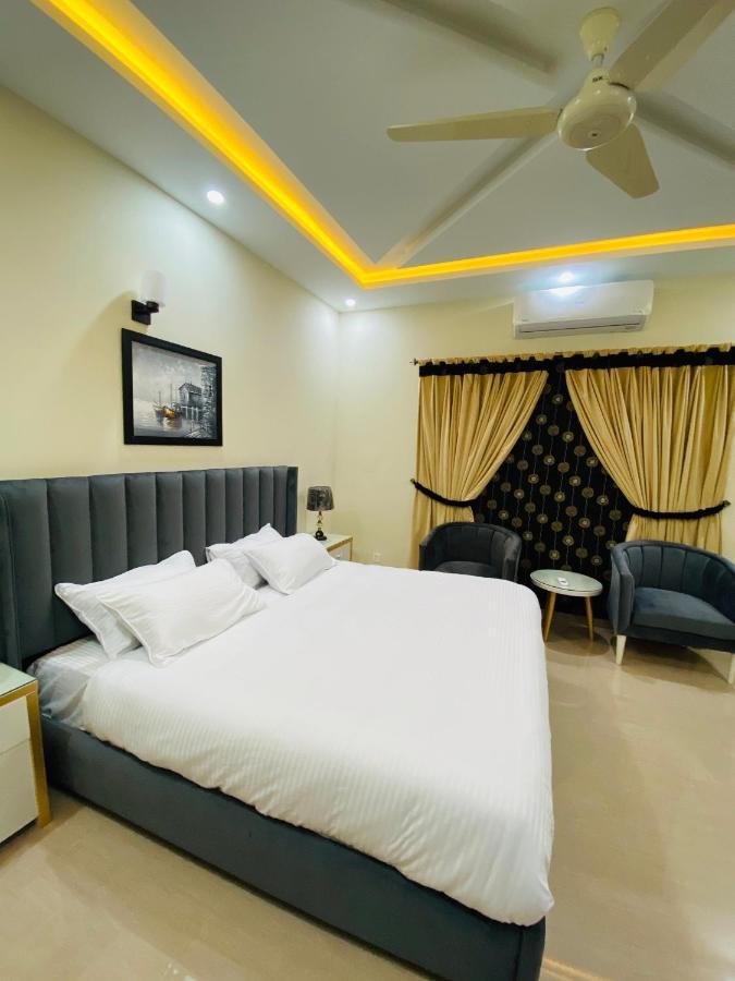 Continental Boutique House Bed & Breakfast Islamabad Exterior photo
