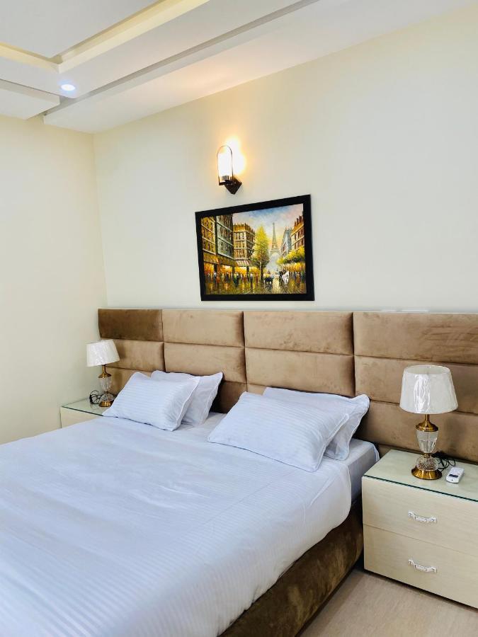 Continental Boutique House Bed & Breakfast Islamabad Exterior photo