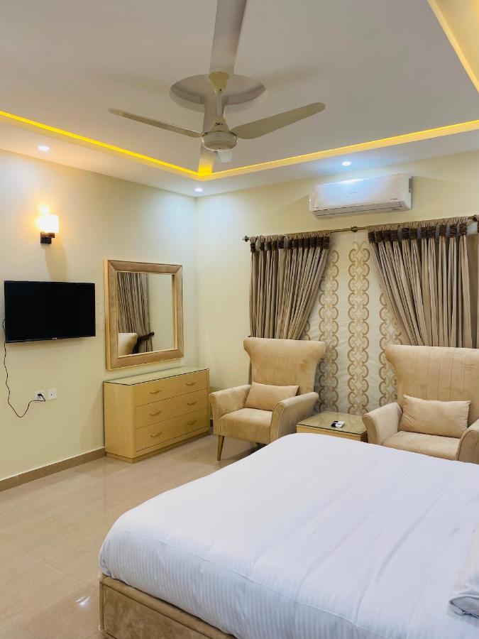 Continental Boutique House Bed & Breakfast Islamabad Exterior photo