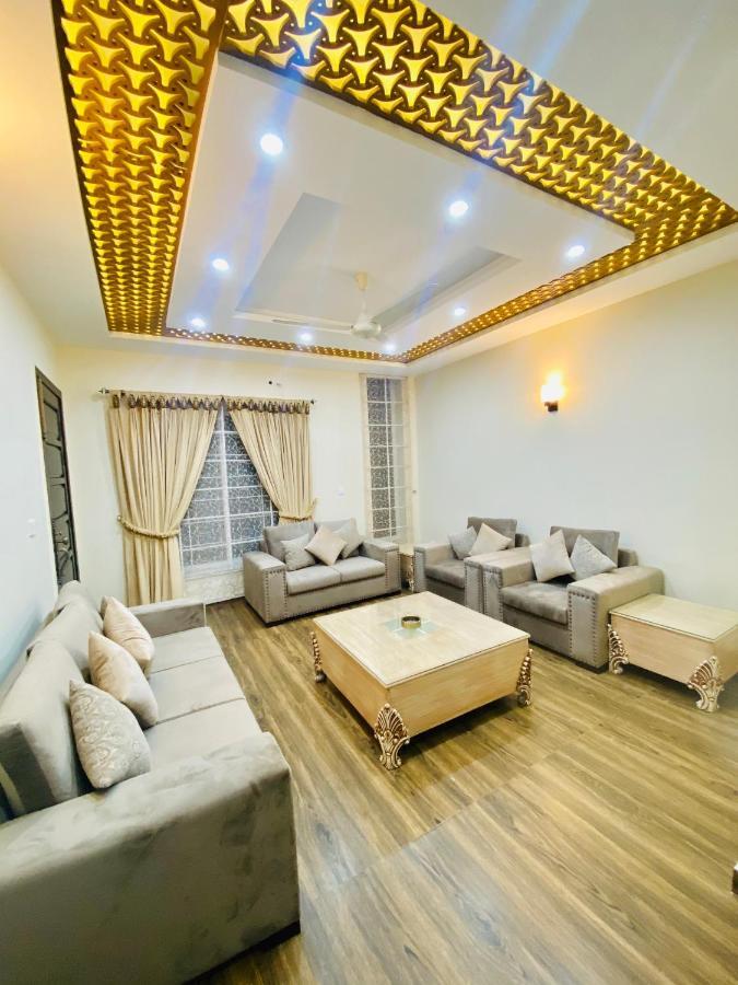 Continental Boutique House Bed & Breakfast Islamabad Exterior photo