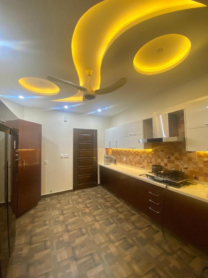 Continental Boutique House Bed & Breakfast Islamabad Exterior photo